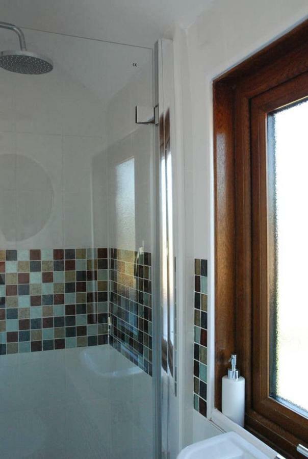 Hollyhock Cottage Ashford  Extérieur photo